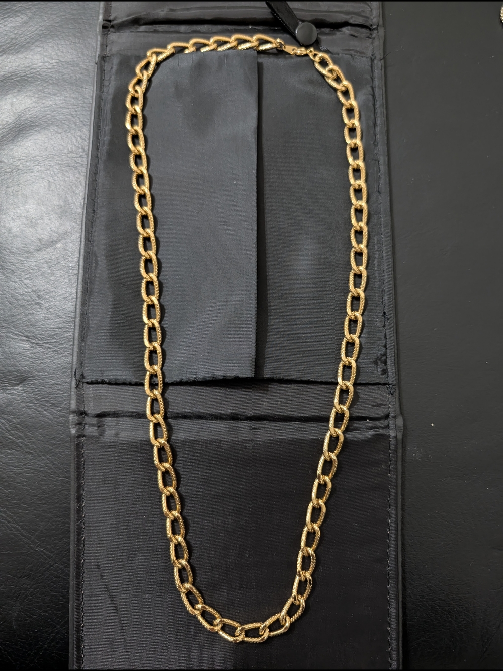 Vintage-Style Chunky Gold-Tone Textured Link Chain Necklace (24")